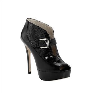 Michael Kors peep toe booties like new